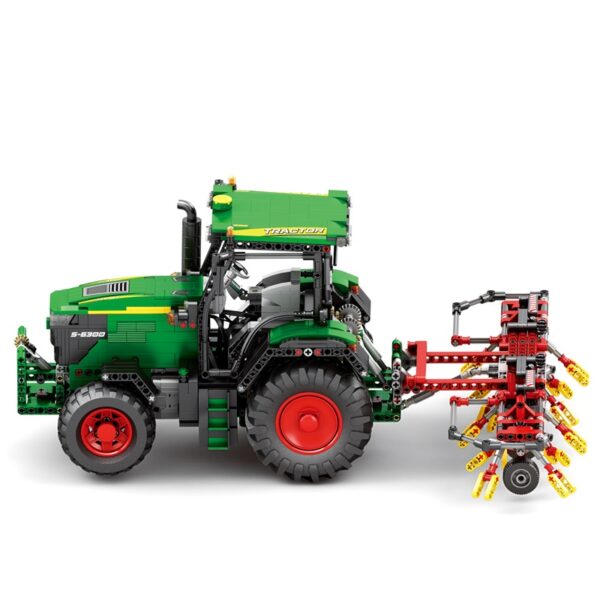 REOBRIX RC TRACTOR 22015
